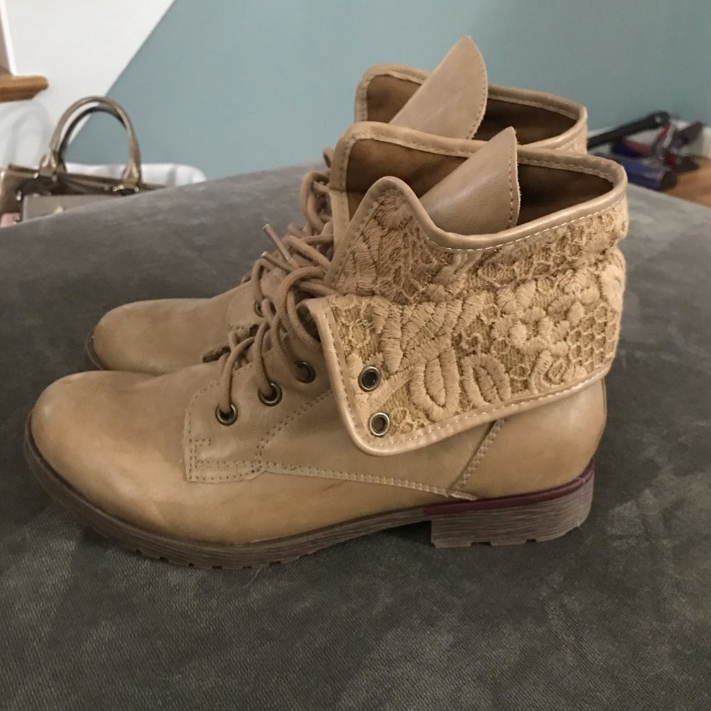 Rock & Candy combat style boots